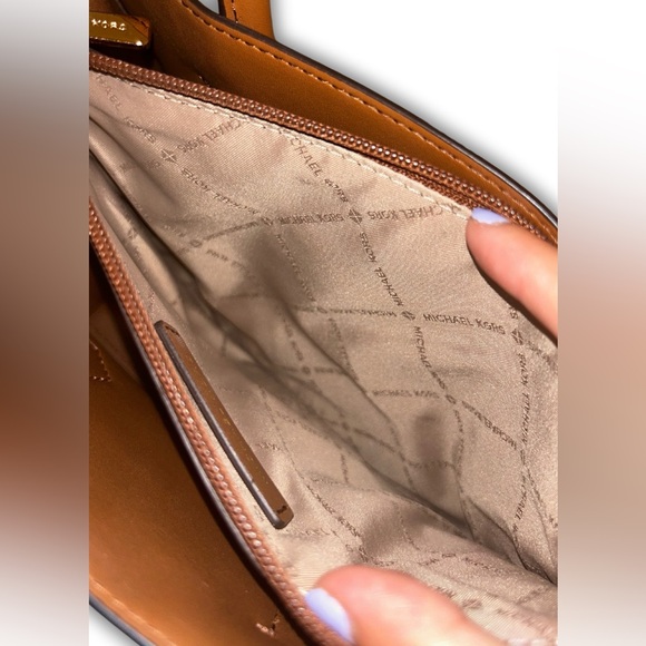 MICHAEL KORS Mini Crossbody Bag - Picture 4 of 5